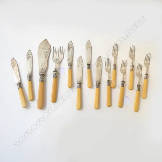 6 PRs IVORINE 'BONE' HANDELED KNIVES & FORKS + PR FISH SERVERS