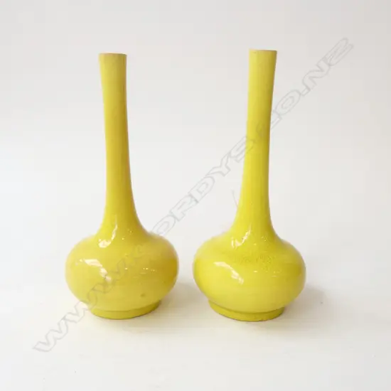 PR CHINESE YELLOW GLAZE VASES H.180mm