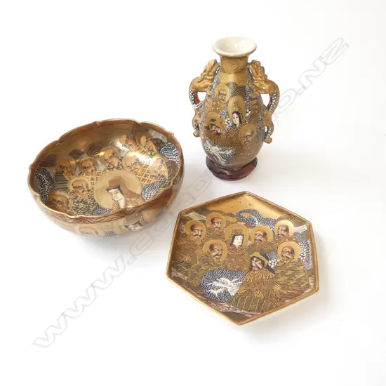 3 PIECES SATSUMA 'THOUSAND FACES'; DISH, BOWL & VASE H.135mm