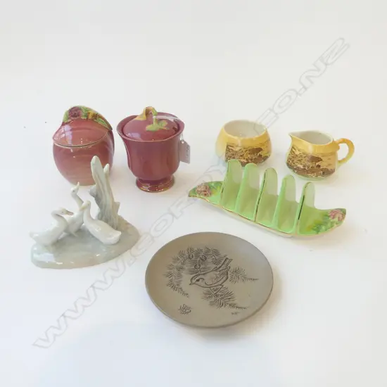 ASST CHINA INCL NAO, NZ SOUVENIR WARE, WINTON & POOLE