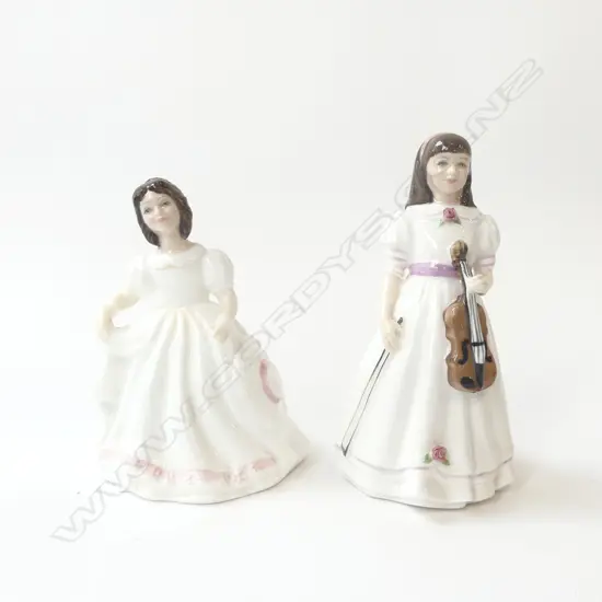 2 RD FIGURINES FIRST PERFORMANCE H150MM & AMANDA H140MM