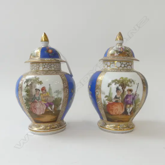PR LIDDED GINGER JARS H.185mm 1 lid repaired