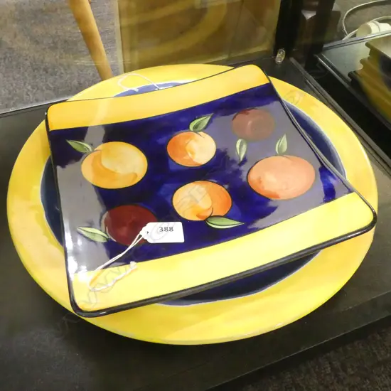 MATAKANA POTTERY SHELLFISH PLATTER  DIA370MM WITH POTTERY FRUIT PLATTER DIA250MM