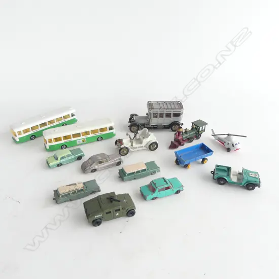 TRAY OF 14 VINTAGE MATCHBOX TOYS ETC