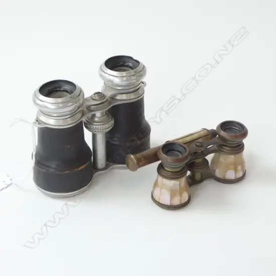 2 PAIRS FRENCH OPERA GLASSES MOTHER OF PEARL & ALUMINUM / LEATHER 
