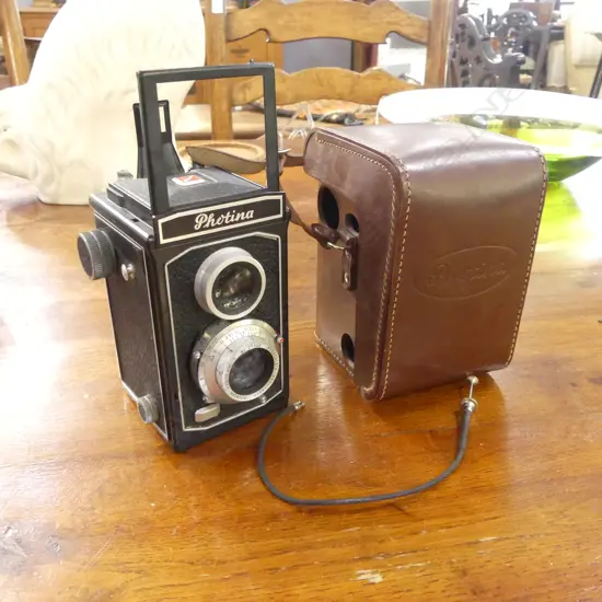 VINTAGE CASED PHOVIT PHOTINA CAMERA