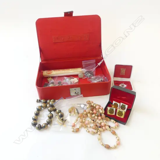JEWELLERY BOX & CONTENTS COSTUME JEWLERY ETC
