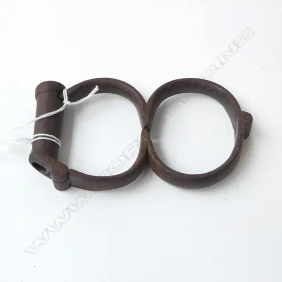 PAIR OF ANTIQUE HIATT No.3 HANDCUFFS 