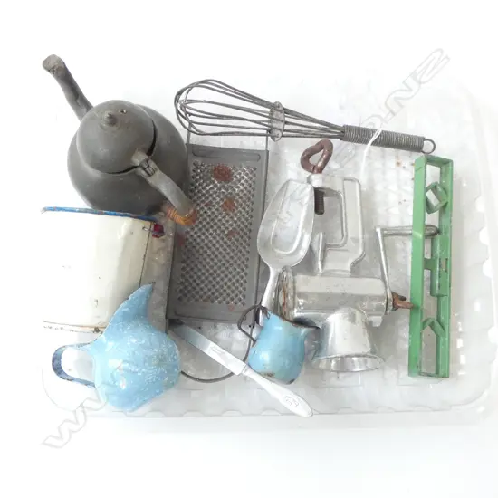 VINTAGE CHILD’S TOY KITCHEN ITEMS – MINCER, GRATER, WHISK, LEVEL ETC 