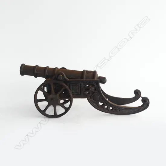 CAST IRON CANON L.440mm