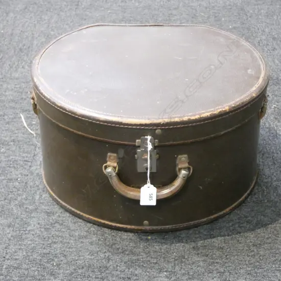 VINTAGE 'FORDITE' HAT BOX 400mm dia
