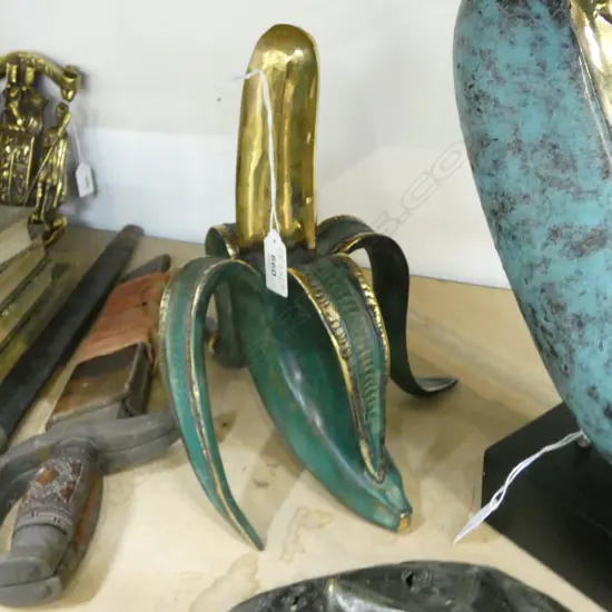 BRONZE BANANA H.280mm SIGNED BRUNO