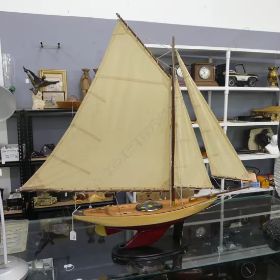 MODEL SAIL BOAT ON STAND 'RMYC 1923' H.880mm L.950mm