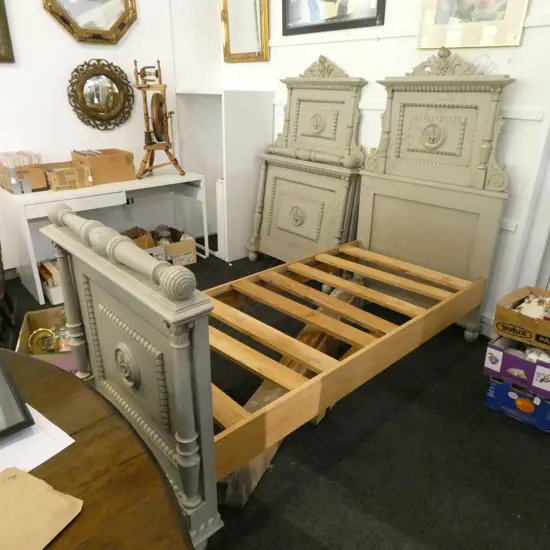 PR ANTIQUE CONTINENTAL PAINTED WOODEN SINGLE BED FRAMES