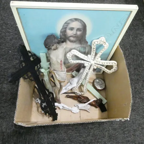 ASST. RELIGIOUS ITEMS, CRUCIFIXES ETC