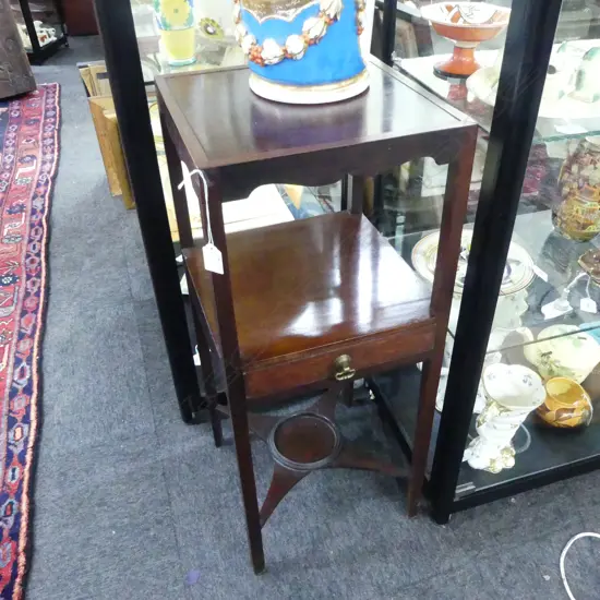 GEORGIAN MAHOGANY SIDE TABLE 325x325x785mm