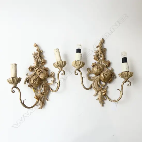 PR PAINTED CARVED WOODEN SCONCES H.350mm