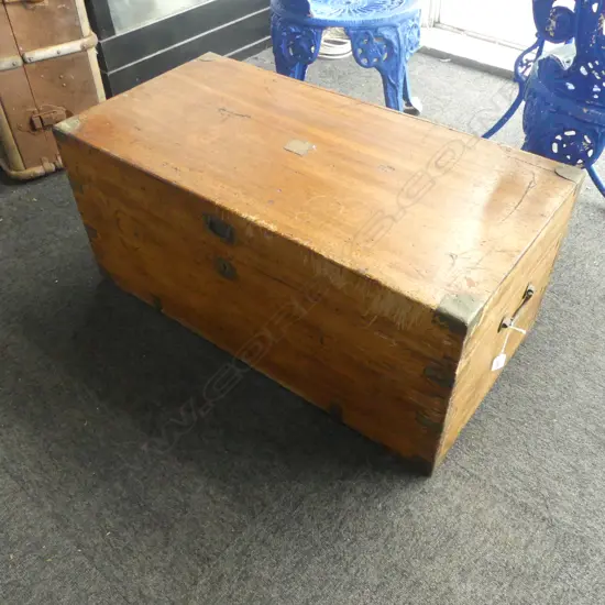 BRASS BOUND CAMPHOR CHEST AND CONTENTS - BLANKETS ETC 840 x 420 x 390mm