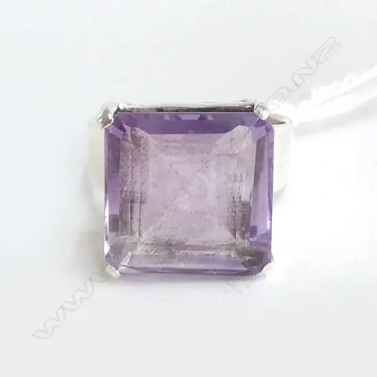 SILVER SET SQUARE CUT AMETHYST RING new