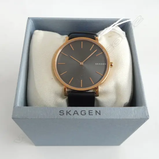 ROSE GOLD COLOURED SKAGEN WRISTWATCH w GREY FACE, new old stock