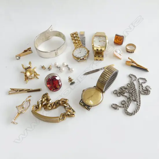 GP COSTUME JEWELLERY + 2 S/SILVER LARGE DRESS RINGS