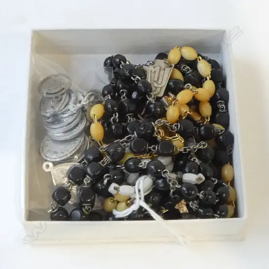 4 ASST. ROSARY BEADS w. QTY. CHRISTIAN PILGRIM PENDANTS