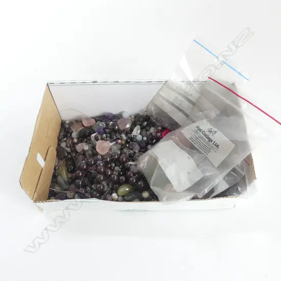 LRG COLLECTION ASST. LOOSE BEADS; AMETHYST GREEN ONYX ETC