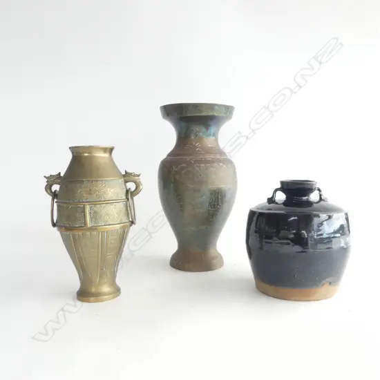 3 ORIENTAL VESSELS; 2 BRASS VASES H.310mm + CERAMIC POT