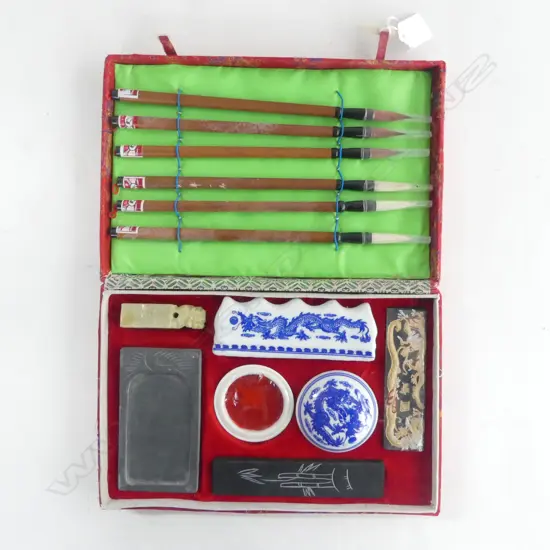 CHINESE INK SET, BOXED