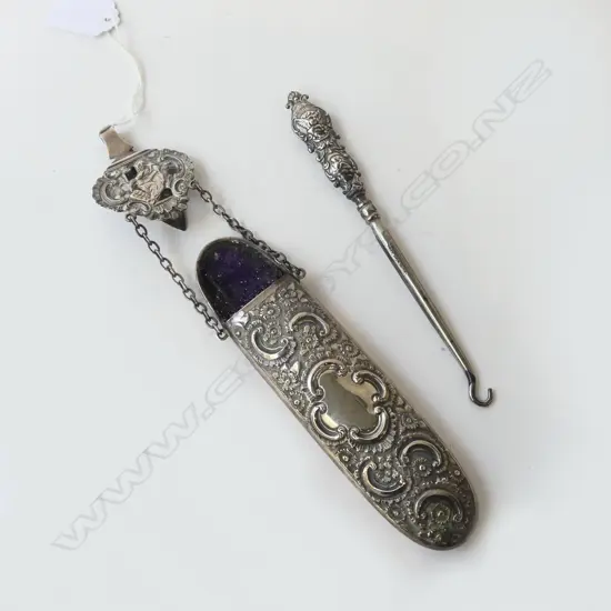 ORNATE STG SILVER CHANTALINE, BIRMINGHAM 1901 78gms + STG HANDLED HOOK