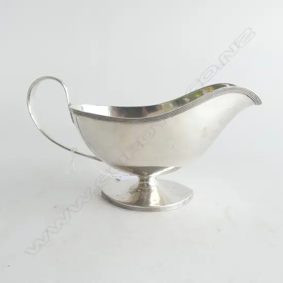 STG SILVER SAUCE BOAT, 223grms