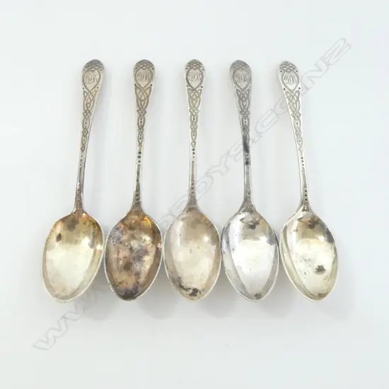 set 5 GLASCOW 1898 engraved TEASPOONS 77gms