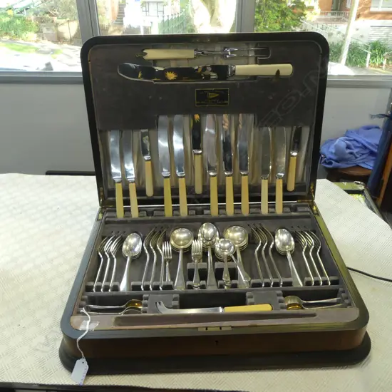 WALKER & HALL CANTEEN OF CUTLERY E/P w. SOME IVORINE 'BONE' HANDLED