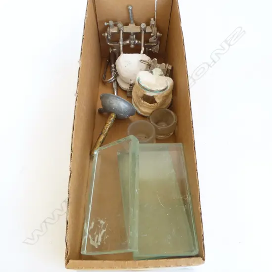 10PC COLLECTION 1915 VINTAGE DENTAL MOULDS GLASS PLATES ETC 