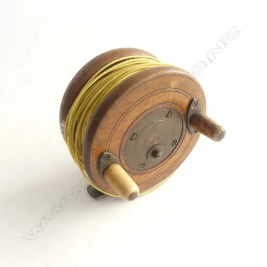 Alan Pye fishing collection: 3 1/8 X 1 5/8 WOOD & BRASS FLY REEL