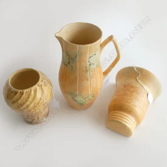 BESWICK  WALL POCKET L190MM VASE & JUG H250MM