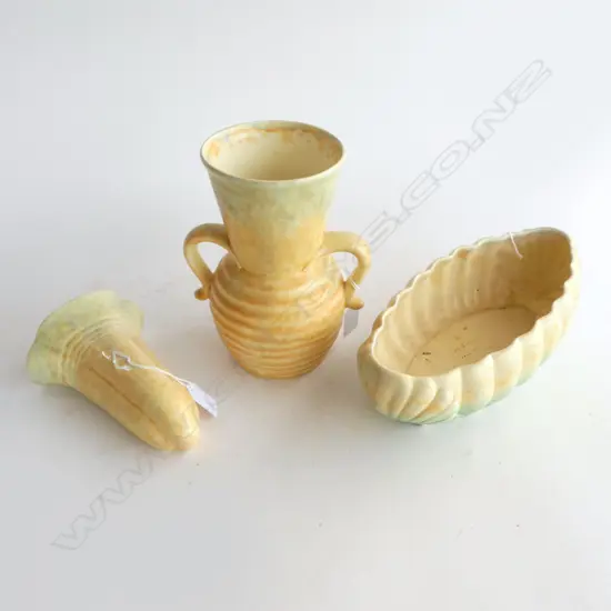 BESWICK WALL POCKET L230MM TROUGH VASE L290MM & DECO 2 HANDLED VASE H180MM