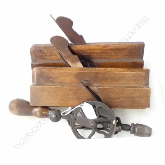 ANTIQUE HAND DRILL AND TWO WOODEN WOODWORK PLANES, L.300MM, L.240MM 