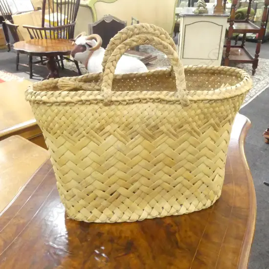 WOVEN FLAX KETE BAG BY JASMINE CLARK ARTIST W.380mm