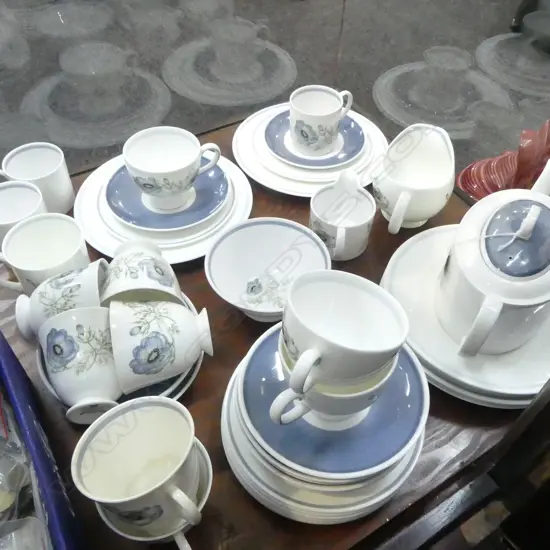 ASST. SUSIE COOPER 'GLEN MIST' 1 cup w. hairline