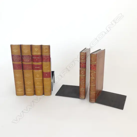 PR FAUX BOOK BOOKENDS + CD HOLDER H.190mm