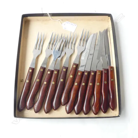 12PC SHEFFIELD STEAK CUTLERY SET WOODEN HANDLES 6 KNIVES + 6 FORKS 