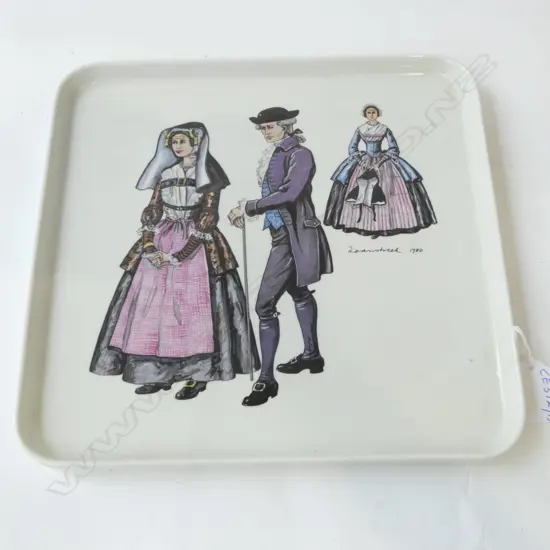 VINTAGE VILLEROY & BOCH LUXEMBOURG TRAY, L.275MM W.275MM 