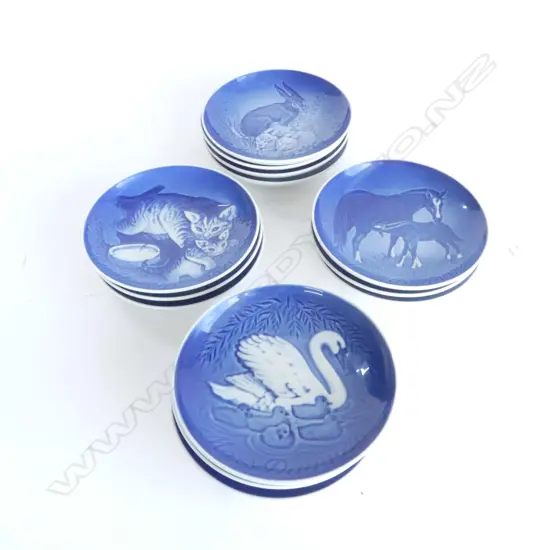 LRG COLLECTION OF ROYAL COPENHAGEN MOTHER'S DAY DISHES, wall hanging