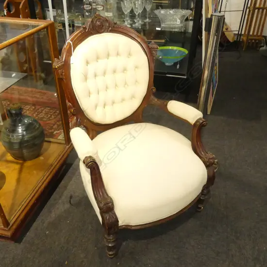 VICTORIAN GRANDFATHER CHAIR