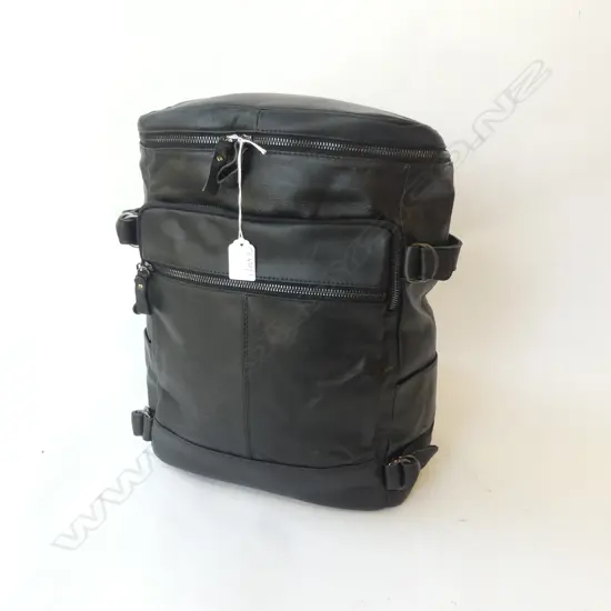 BLACK LEATHER BACK PACK H.390mm