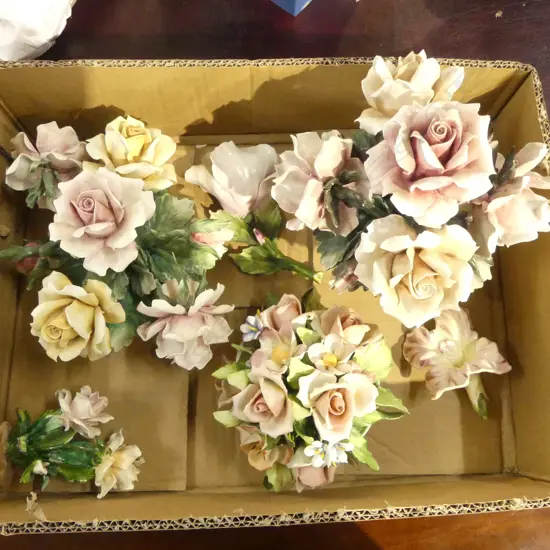 ASST. CAPODIMONTE POSY CHINA (SOME FAULTS)