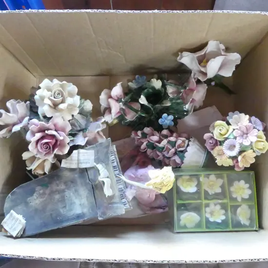 ASST. CAPODIMONTE CHINA etc (FAULTS)