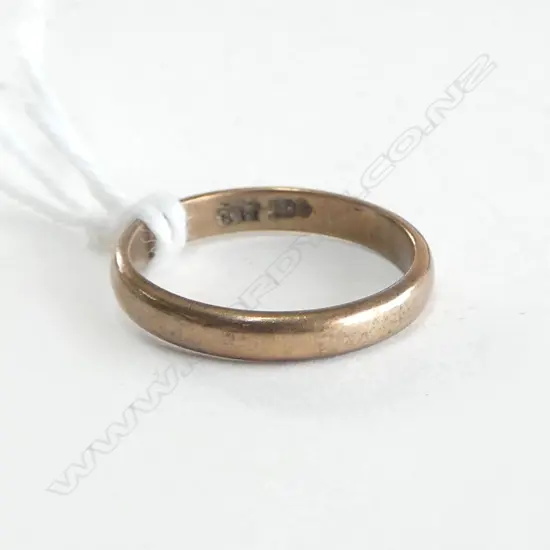 9CT GOLD WEDDER RING, 1.8grms SIZE K