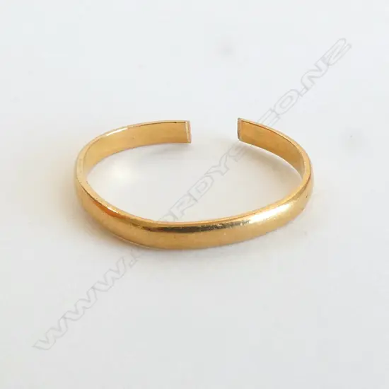 22CT SCRAP GOLD WEDDER RING (SPLIT), 2.1grms